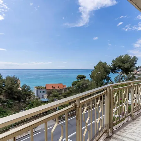 Apartment La Fortezza By Interhome *